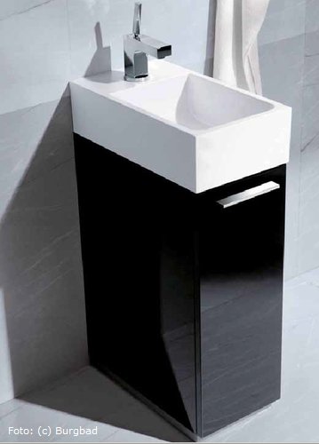 Der Name burgbad steht für Waschtische Deluxe. Dieses Säulenwaschbecken wirkt durch seine geradlinige Form modern und zeitlos.